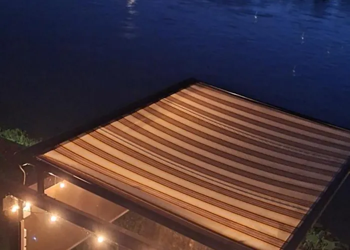 Rheinblick St Nikolaus Str Apartment Urmitz