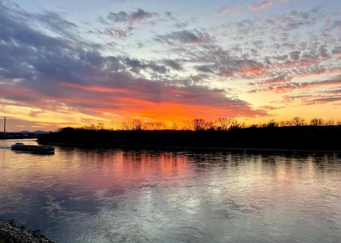 Rheinblick St Nikolaus Str Urmitz