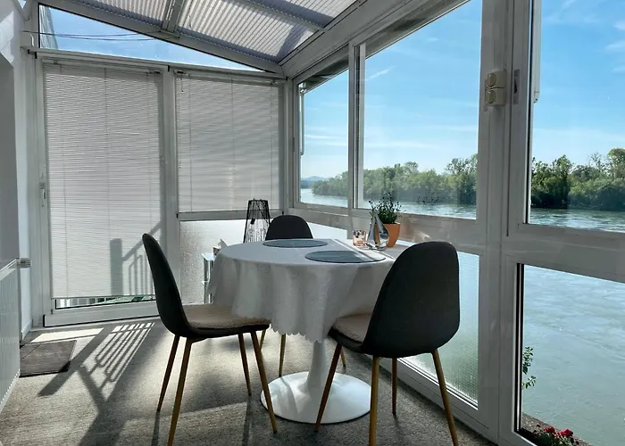 Rheinblick St Nikolaus Str Apartment